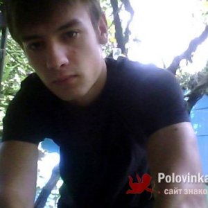 Михаил Бондарев, 26 лет